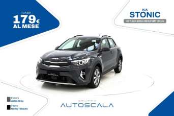 KIA Stonic Elettrica/Benzina 2022 usata, Napoli