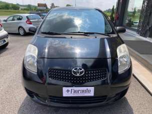 TOYOTA Yaris Benzina 2007 usata, Udine