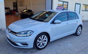 VOLKSWAGEN Golf Diesel 2017 usata, Pesaro e Urbino