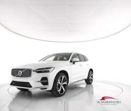 VOLVO XC60 Elettrica/Benzina 2024 usata, Perugia