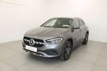 MERCEDES-BENZ GLA 200 Diesel 2021 usata, Caserta