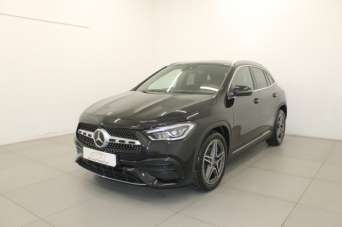 MERCEDES-BENZ GLA 200 Diesel 2021 usata, Caserta