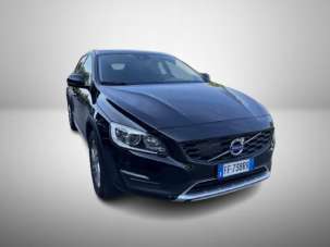 VOLVO V60 Cross Country Diesel 2016 usata