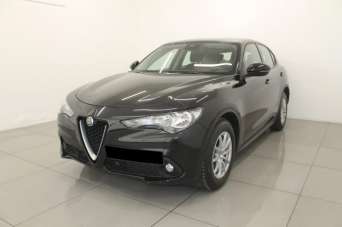 ALFA ROMEO Stelvio Diesel 2018 usata, Caserta