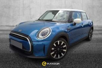 MINI Cooper Benzina 2023 usata