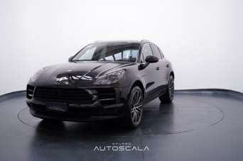 PORSCHE Macan Benzina 2021 usata, Napoli