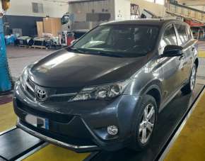 TOYOTA RAV 4 MY23 Diesel 2013 usata