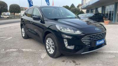 FORD Kuga Benzina 2020 usata, Pesaro e Urbino