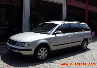 VOLKSWAGEN Passat Diesel 2000 usata, Avellino