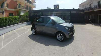 SMART ForFour Benzina 2016 usata, Caserta