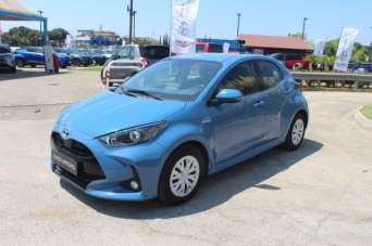 TOYOTA Yaris Elettrica/Benzina 2020 usata