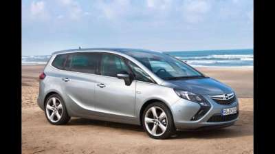 OPEL Zafira Tourer Diesel 2016 usata, Napoli