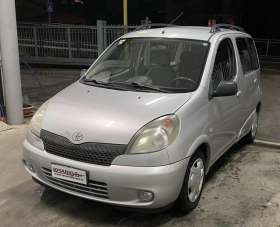 TOYOTA Yaris Benzina 2002 usata