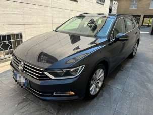 VOLKSWAGEN Passat Variant Diesel 2019 usata