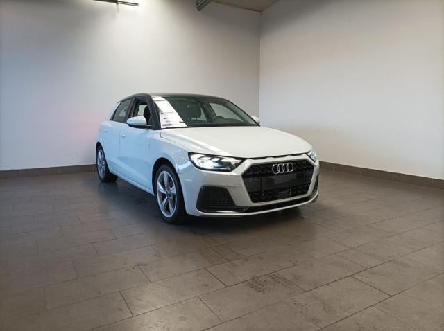 AUDI A1 Benzina 2022 usata foto