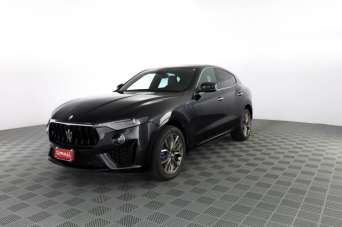 MASERATI Levante Elettrica/Benzina 2022 usata, Verona