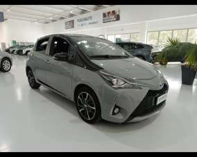 TOYOTA Yaris Elettrica/Benzina 2018 usata