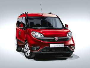 FIAT Doblo Benzina 2019 usata