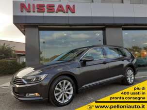 VOLKSWAGEN Passat Variant Diesel 2018 usata, Modena