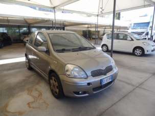 TOYOTA Yaris Diesel 2004 usata, Milano