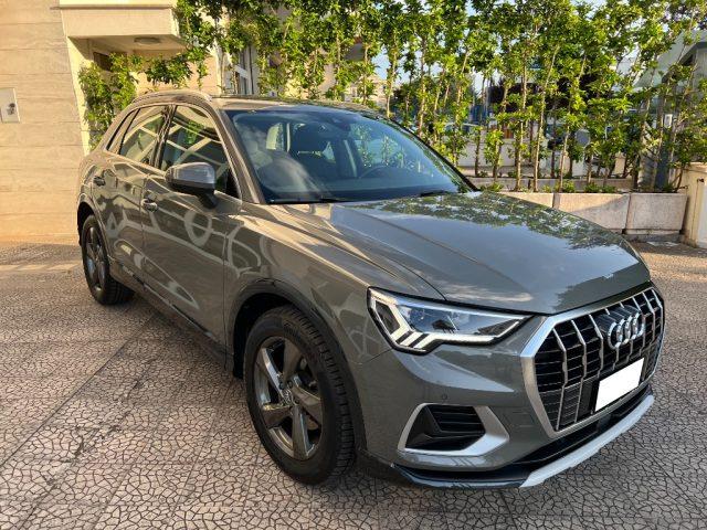 AUDI Q3 Diesel 2019 usata, Bari foto