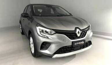 RENAULT Captur Elettrica/Benzina 2024 usata