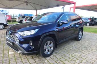 TOYOTA RAV 4 Elettrica/Benzina 2022 usata