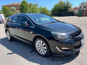 OPEL Astra Benzina/GPL 2014 usata