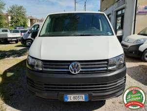 VOLKSWAGEN Transporter Diesel 2016 usata, Ferrara