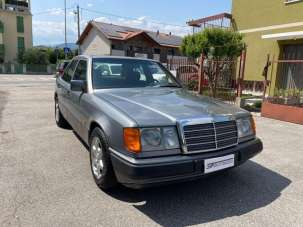 MERCEDES-BENZ E 200 Benzina 1990 usata