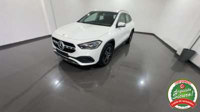 MERCEDES-BENZ GLA 200 Diesel 2021 usata, Catania