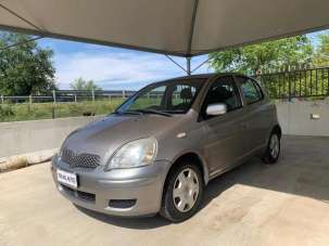 TOYOTA Yaris Benzina 2004 usata