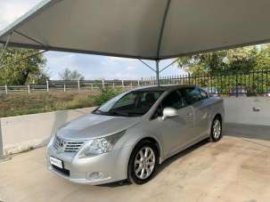 TOYOTA Avensis Diesel 2009 usata