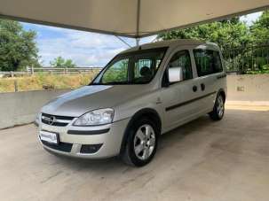 OPEL Combo Benzina/Metano 2007 usata