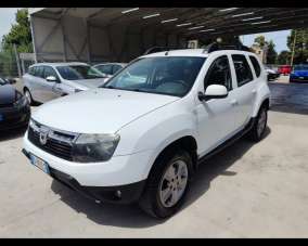 DACIA Duster Diesel 2011 usata, Macerata