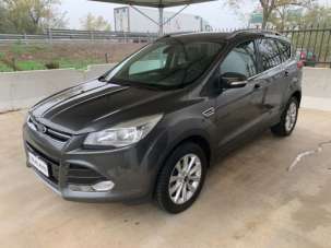 FORD Kuga Benzina 2015 usata