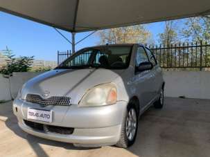 TOYOTA Yaris Benzina 2002 usata