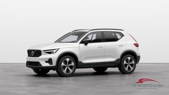 VOLVO XC40 Elettrica/Benzina 2024 usata, Perugia foto