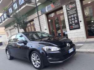 VOLKSWAGEN Golf Diesel 2017 usata, Bari