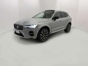 VOLVO XC60 Elettrica/Benzina 2021 usata