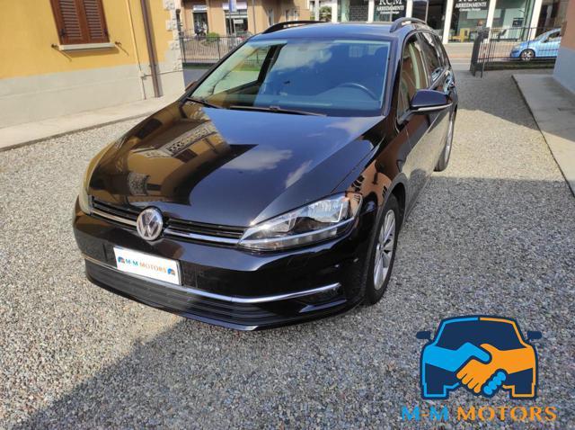 VOLKSWAGEN Golf Variant Benzina 2016 usata foto