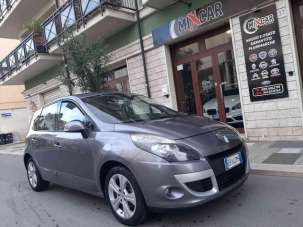 RENAULT Scenic Diesel 2010 usata, Bari