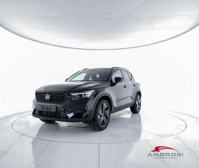 VOLVO XC40 Elettrica/Benzina 2024 usata, Perugia foto