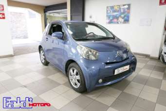 TOYOTA iQ Benzina 2011 usata, Firenze