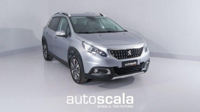 PEUGEOT 2008 Benzina 2019 usata foto