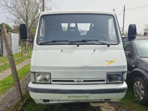 NISSAN Trade Diesel 1996 usata, Napoli