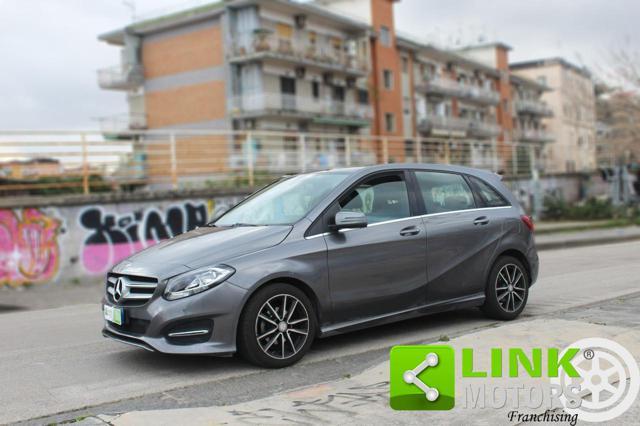 MERCEDES-BENZ B 180 Diesel 2015 usata foto