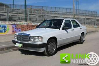 MERCEDES-BENZ 190 Benzina 1989 usata