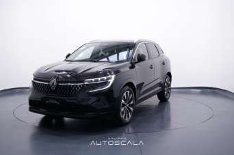 RENAULT Austral Elettrica/Benzina 2023 usata, Napoli