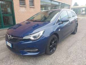 OPEL Astra Diesel 2019 usata